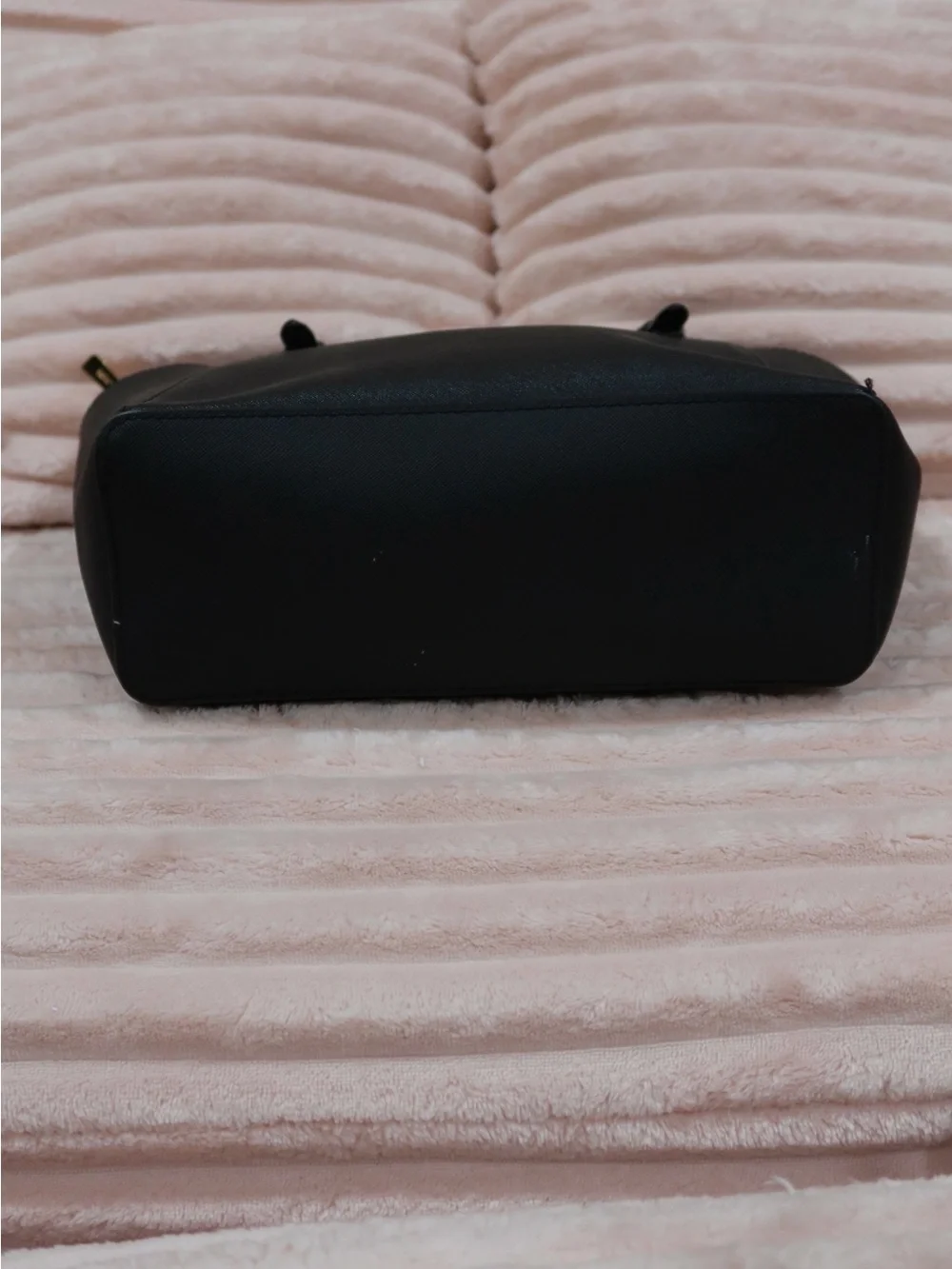 🖤 Black Michael Kors Tote - Picture 3 of 4